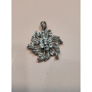 Vintage Beautiful Rhinestone Flower Pendant Silver Tone  Good009